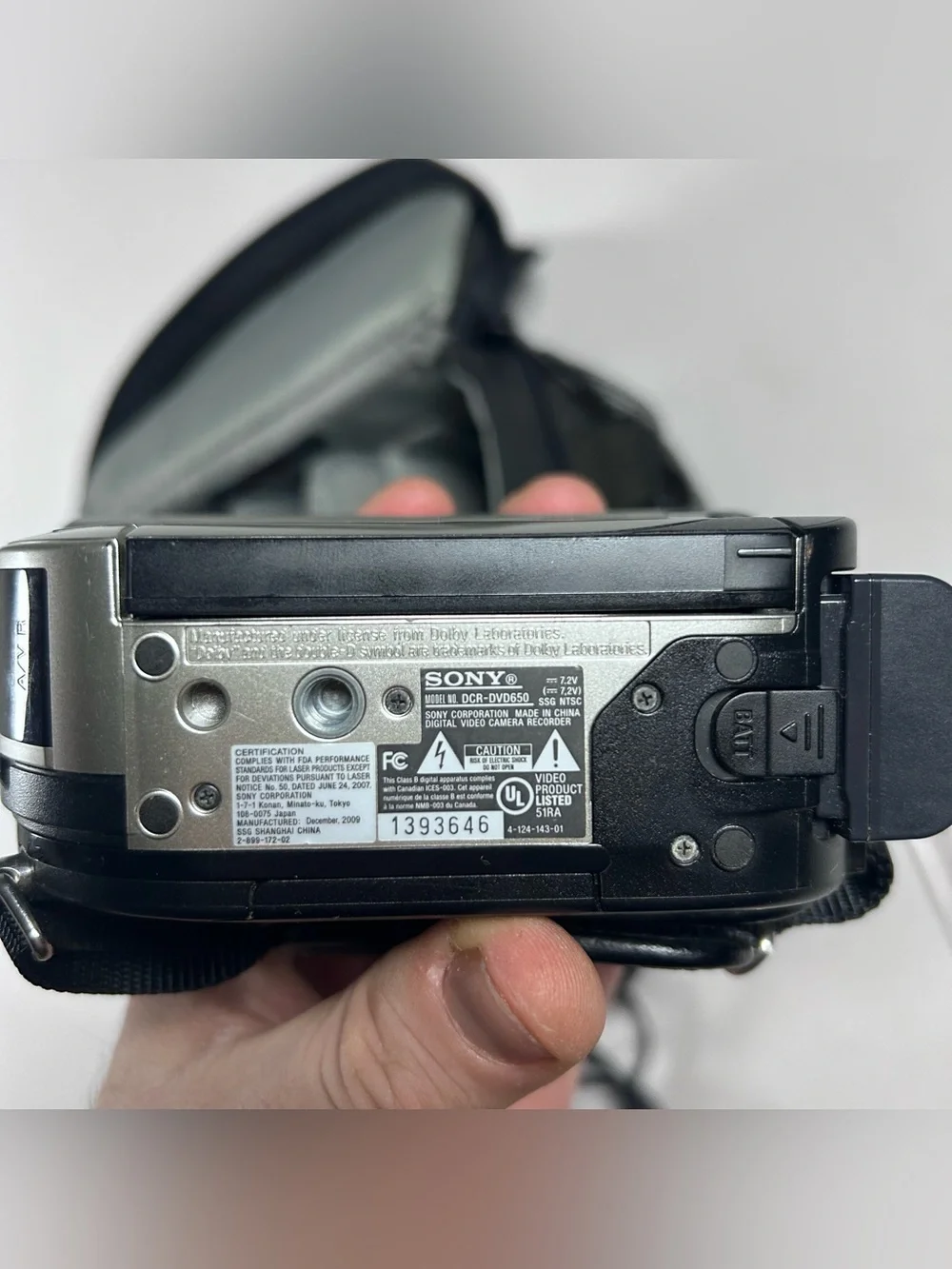 Sony DCR-DVD650 Mini DVD Handycam Tested Working Battery 8B Stick Bag Accessorie